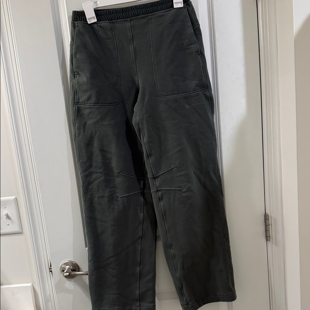 lululemon athletica Loungeful Classic-fit High Rise Sweatpant